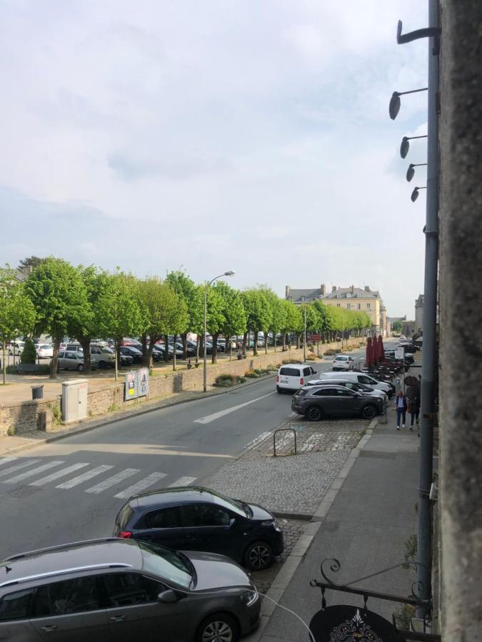 L'Aparthe Dinan - Vue Sur La Place Du Marche المظهر الخارجي الصورة
